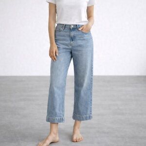 GAP Women's Lived In Light/Mid Wash Wide Leg Ankle Crop Jeans Size 12